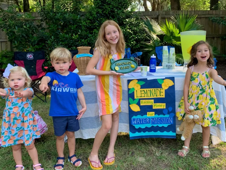 Kids from St. Philips Church host a lemonade stand for Water Mission