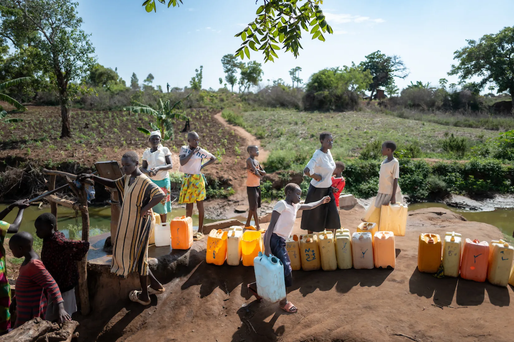 Women fetching water in Africa