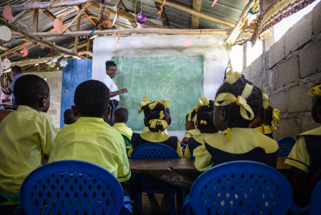 The teacher in Bois Savanne's school