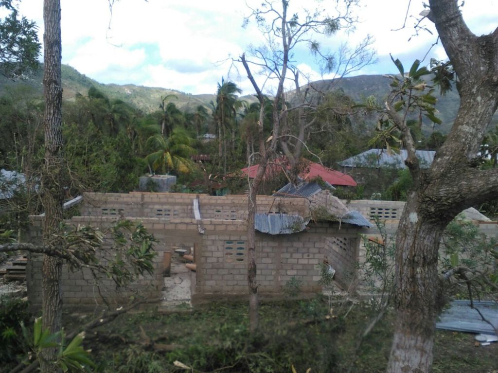 Hurricane Matthew leaves devastation in Haiti | Water Mission