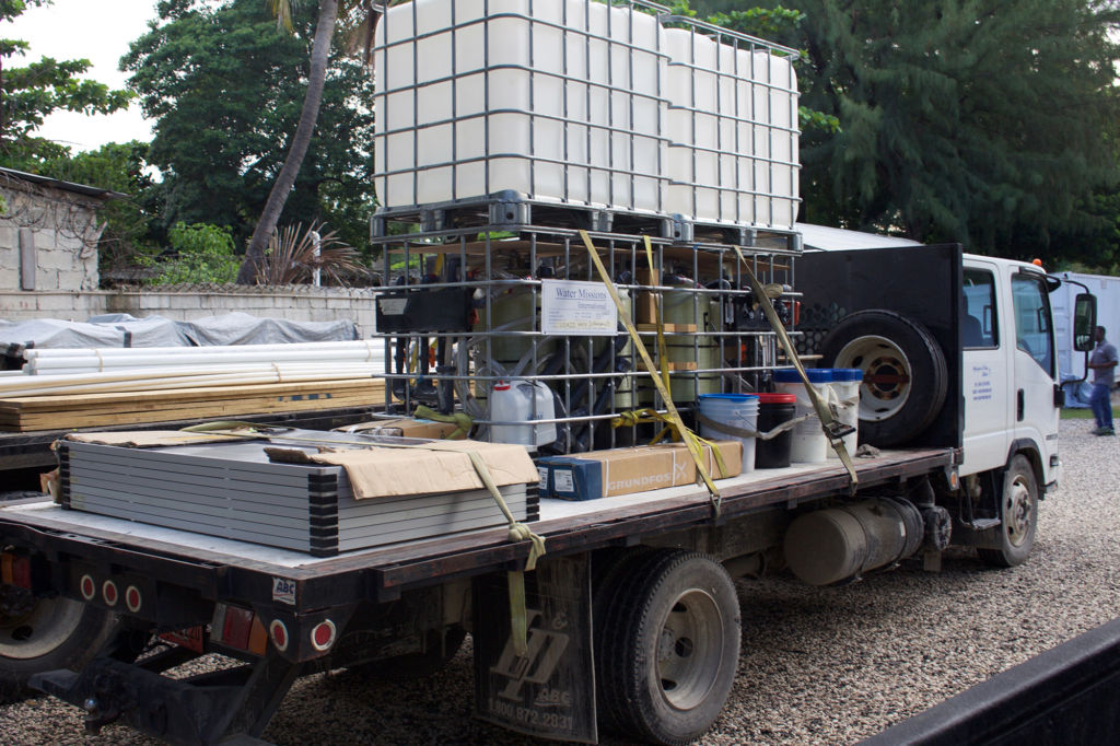 Water Mission Haiti responds to Hurricane Matthew.