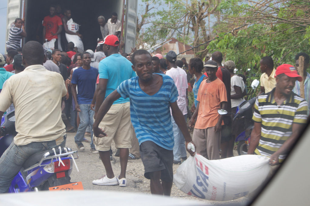Water Mission Haiti responds to Hurricane Matthew.