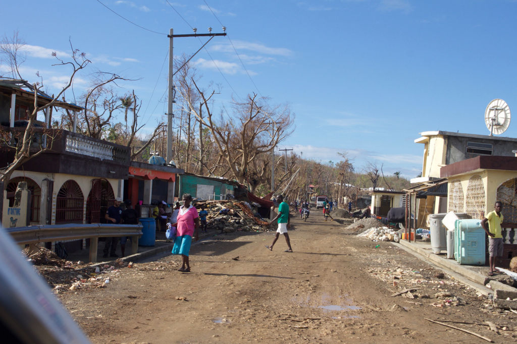 Water Mission Haiti responds to Hurricane Matthew.