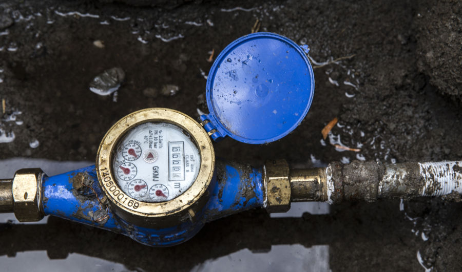 The Water Mission Kenya team encountered engineering difficulties like lacking water pressure in Enariboo, Kenya.