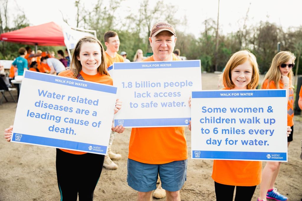 Volunteers help with Water Mission's Walk for Water.