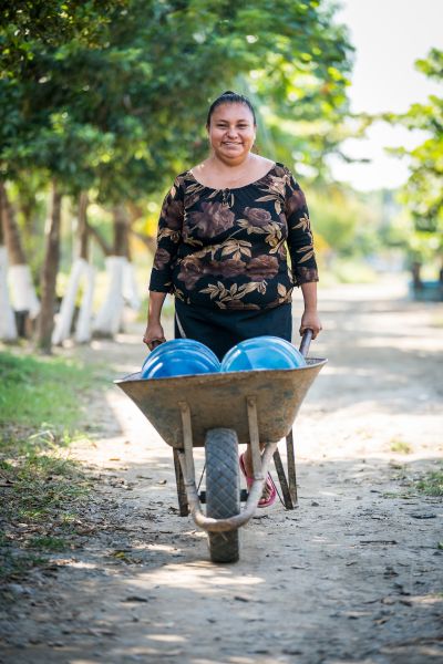 water, travel, woman, mexico, safe water, carrying water, mexico water